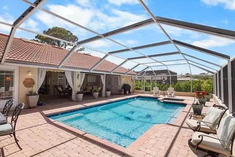 Exterior - 204 Windward Dr, Osprey, FL 34229 photo 9 of 18