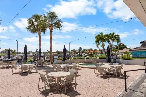 View/Area - 204 Windward Dr, Osprey, FL 34229 photo 7 of 12
