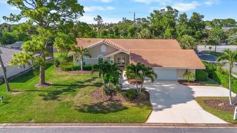 View/Area - 204 Windward Dr, Osprey, FL 34229 photo 1 of 12
