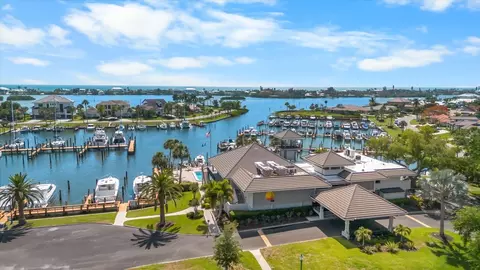 View/Area - 204 Windward Dr, Osprey, FL 34229 photo 2 of 12