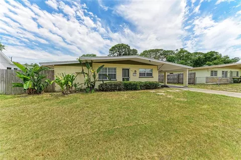 2564 Wood St, Sarasota, FL 34237