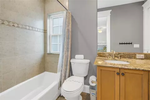 Bath - 105 4th St S, Bradenton Beach, FL 34217 photo 11 of 12