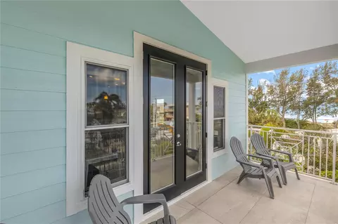 Exterior - 105 4th St S, Bradenton Beach, FL 34217 photo 9 of 14