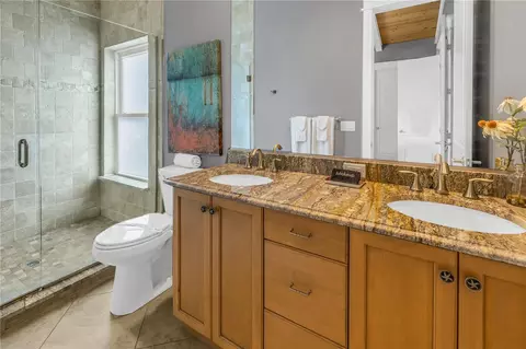 Bath - 105 4th St S, Bradenton Beach, FL 34217 photo 9 of 12