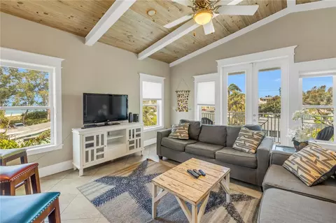 Living - 105 4th St S, Bradenton Beach, FL 34217 photo 4 of 7