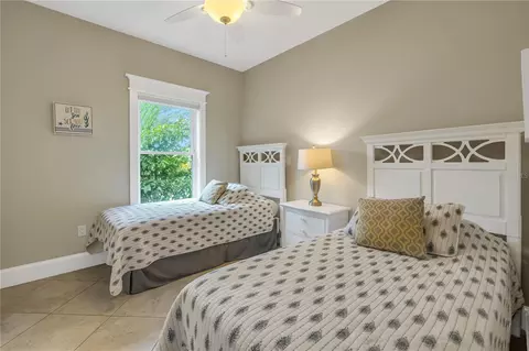 Bedroom - 105 4th St S, Bradenton Beach, FL 34217 photo 11 of 11