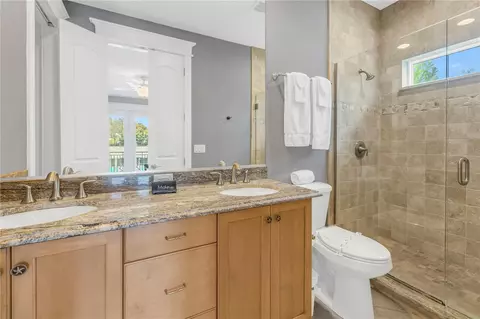 Bath - 105 4th St S, Bradenton Beach, FL 34217 photo 10 of 12