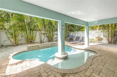 Exterior - 105 4th St S, Bradenton Beach, FL 34217 photo 13 of 14