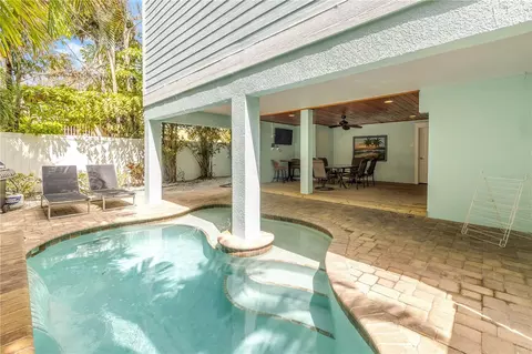 Exterior - 105 4th St S, Bradenton Beach, FL 34217 photo 14 of 14