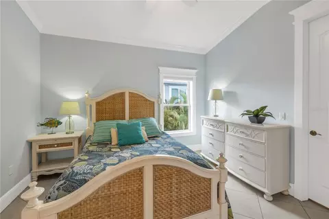 Bedroom - 105 4th St S, Bradenton Beach, FL 34217 photo 1 of 11