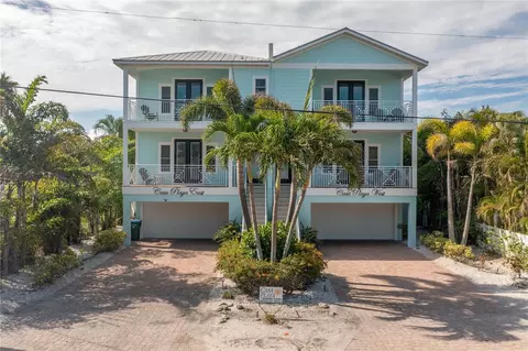 Exterior - 105 4th St S, Bradenton Beach, FL 34217 photo 3 of 14