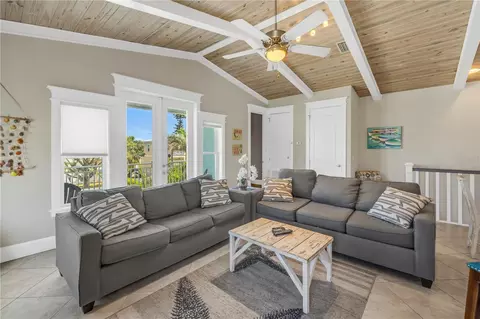 Living - 105 4th St S, Bradenton Beach, FL 34217 photo 5 of 7
