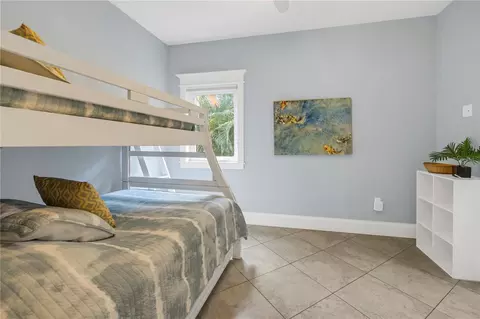 Bedroom - 105 4th St S, Bradenton Beach, FL 34217 photo 10 of 11
