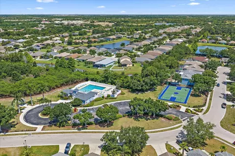 View/Area - 11887 Dunster Ln, Parrish, FL 34219 photo 5 of 7