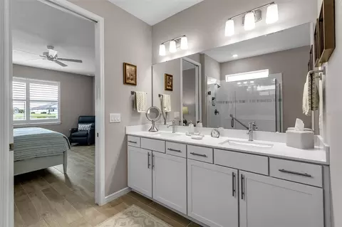 Bath - 8945 Coastal Key Way, Parrish, FL 34219 photo 2 of 6