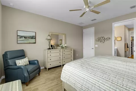 Bedroom - 8945 Coastal Key Way, Parrish, FL 34219 photo 4 of 9
