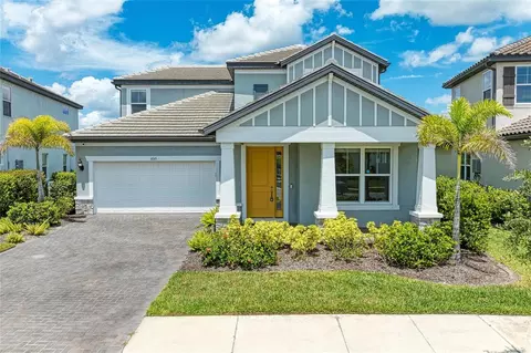 4745 Antrim Dr, Sarasota, FL 34240