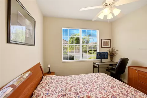 Bedroom - 7131 67th Ter E, Bradenton, FL 34203 photo 5 of 5