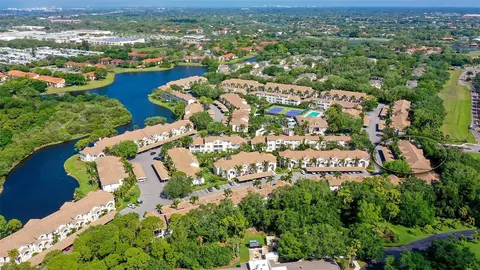 8355 Glenrose Way #113, Sarasota, FL 34238