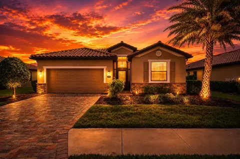 178 Wandering Wetlands Cir, Bradenton, FL 34212