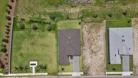 View/Area - 8668 Salmar Loop, Parrish, FL 34219 photo 3 of 9
