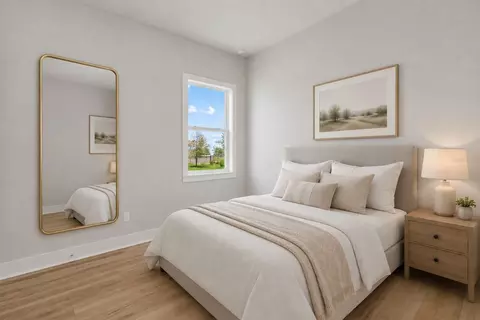 Bedroom - 8668 Salmar Loop, Parrish, FL 34219 photo 4 of 8