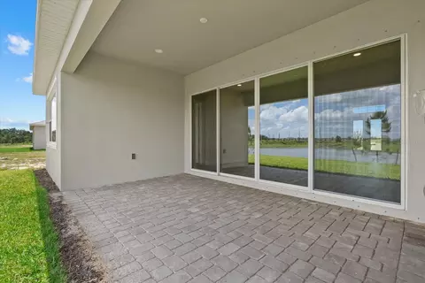 Exterior - 8668 Salmar Loop, Parrish, FL 34219 photo 6 of 11
