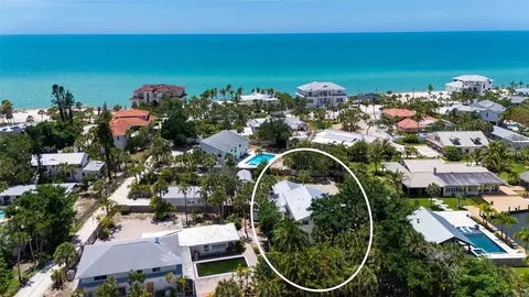 3708 Sandspur Ln, Nokomis, FL 34275