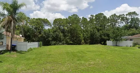 Huntington Street, North Port, FL 34288