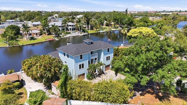 5544 Dinah Ln, Sarasota, FL 34231