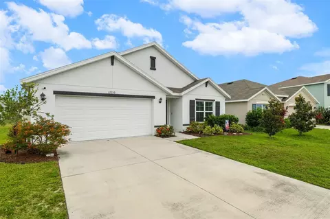 Exterior - 12210 Kingsley Trl, Parrish, FL 34219 photo 3 of 14