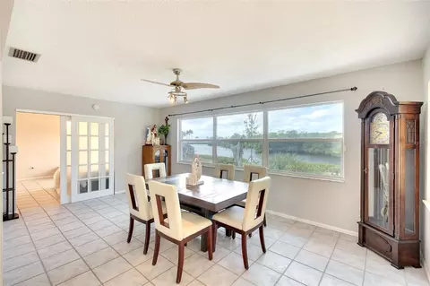 Dining - 3810 Joyce Dr, Bradenton, FL 34208 photo 2 of 3