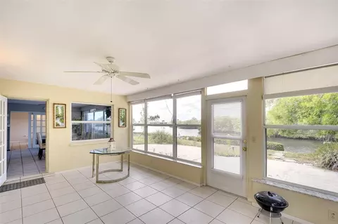 Exterior - 3810 Joyce Dr, Bradenton, FL 34208 photo 4 of 7