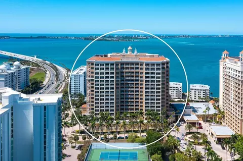 35 Watergate Dr #502, Sarasota, FL 34236