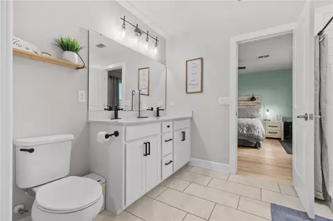 Bath - 9109 Royal River Cir, Parrish, FL 34219 photo 1 of 5