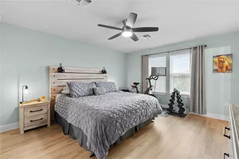 Bedroom - 9109 Royal River Cir, Parrish, FL 34219 photo 2 of 8