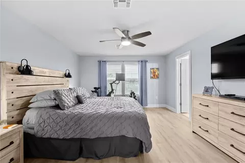 Bedroom - 9109 Royal River Cir, Parrish, FL 34219 photo 3 of 8