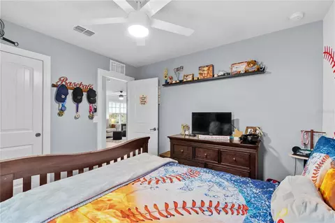 Bedroom - 9109 Royal River Cir, Parrish, FL 34219 photo 7 of 8