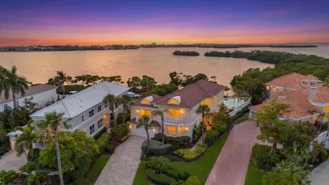 3620 Fair Oaks Pl, Longboat Key, FL 34228