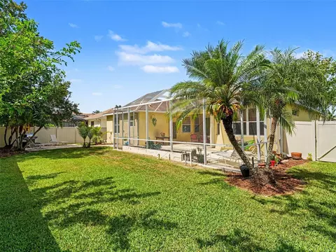 Exterior - 11567 57th Street Cir E, Parrish, FL 34219 photo 3 of 9