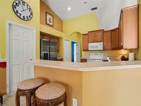 Kitchen - 11567 57th Street Cir E, Parrish, FL 34219 photo 2 of 2
