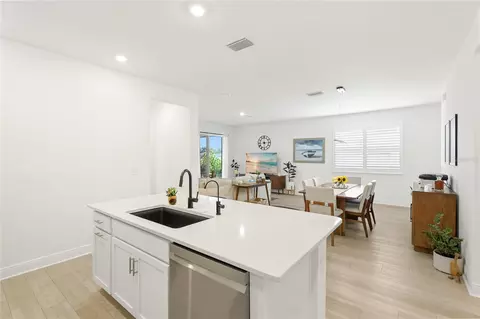Kitchen - 10927 Bluestem Cv, Parrish, FL 34219 photo 3 of 3