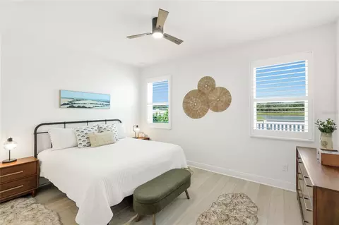 Bedroom - 10927 Bluestem Cv, Parrish, FL 34219 photo 1 of 5