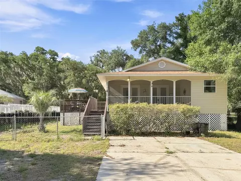38932 Central Ave, Zephyrhills, FL 33540