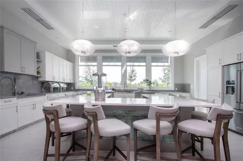 Kitchen - 9578 Coastline Way, Parrish, FL 34219 photo 8 of 8