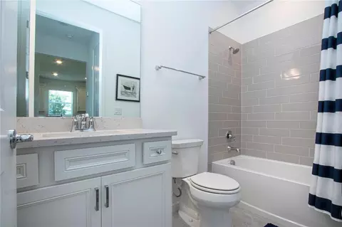 Bath - 9578 Coastline Way, Parrish, FL 34219 photo 4 of 4