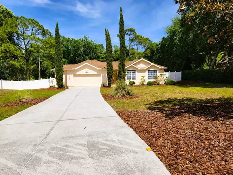 7517 Jomel Dr, Weeki Wachee, FL 34607