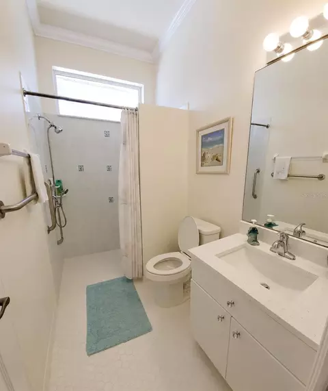 Bath - 7517 Jomel Dr, Weeki Wachee, FL 34607 photo 9 of 10