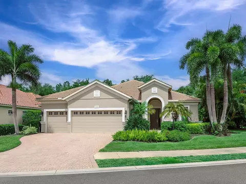 7210 Lake Forest Gln, Lakewood Ranch, FL 34202