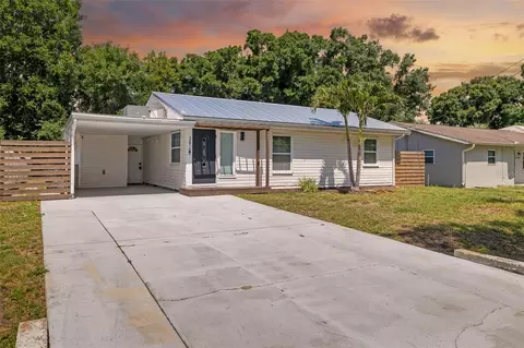 3616 Stardust Pl, Sarasota, FL 34232